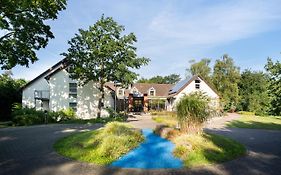 Flussbett Hotel